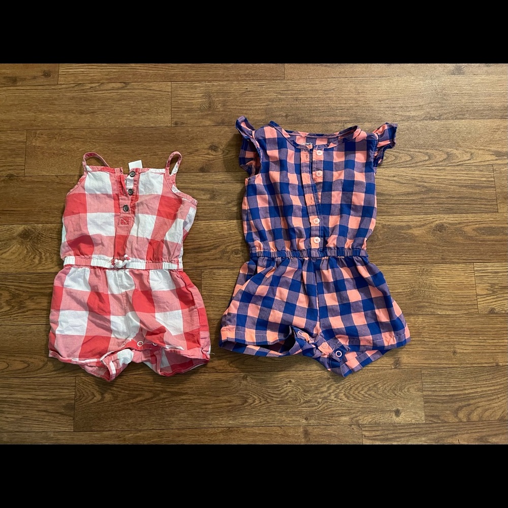 Bundle of 2 baby girl body suit 6-9 months